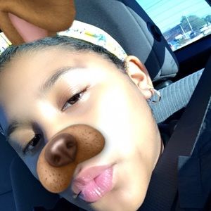 Meet your Posher, Abby